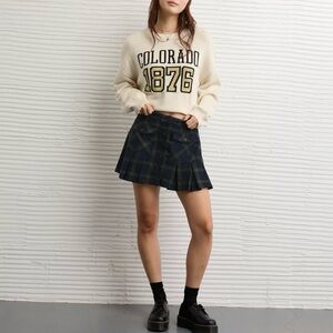 AMERICAN EAGLE Plaid Pleated Mini Skirt (Size: 000/23) NWT